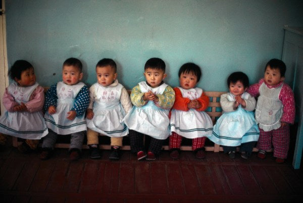 Eve Arnold: Nursery in a Cotton Mill, 1979