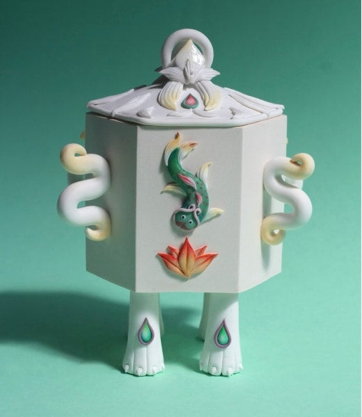 Hannah Lim: Peacock Snuff Bottle, 2023